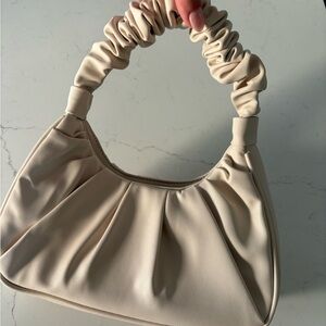 PLT cream shoulder bag 🫧🤍